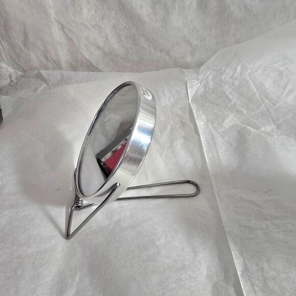 Mundi Deluxe 12 Pc Kit Clippers Toothbrush Mirror Scissors Razor Zip Case NIB - Picture 7 of 8